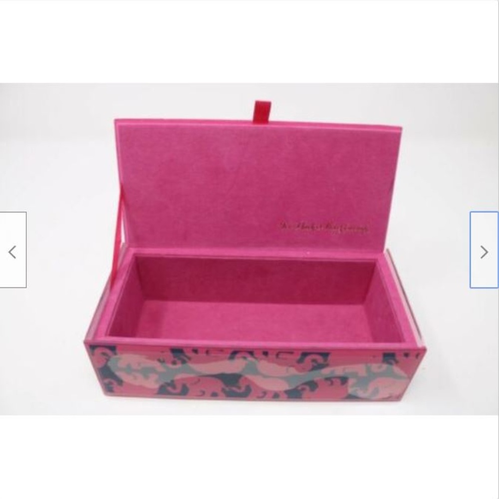 Lilly Pulitzer Elephant Jewelry Box Thermos Set - Picture 7 of 8